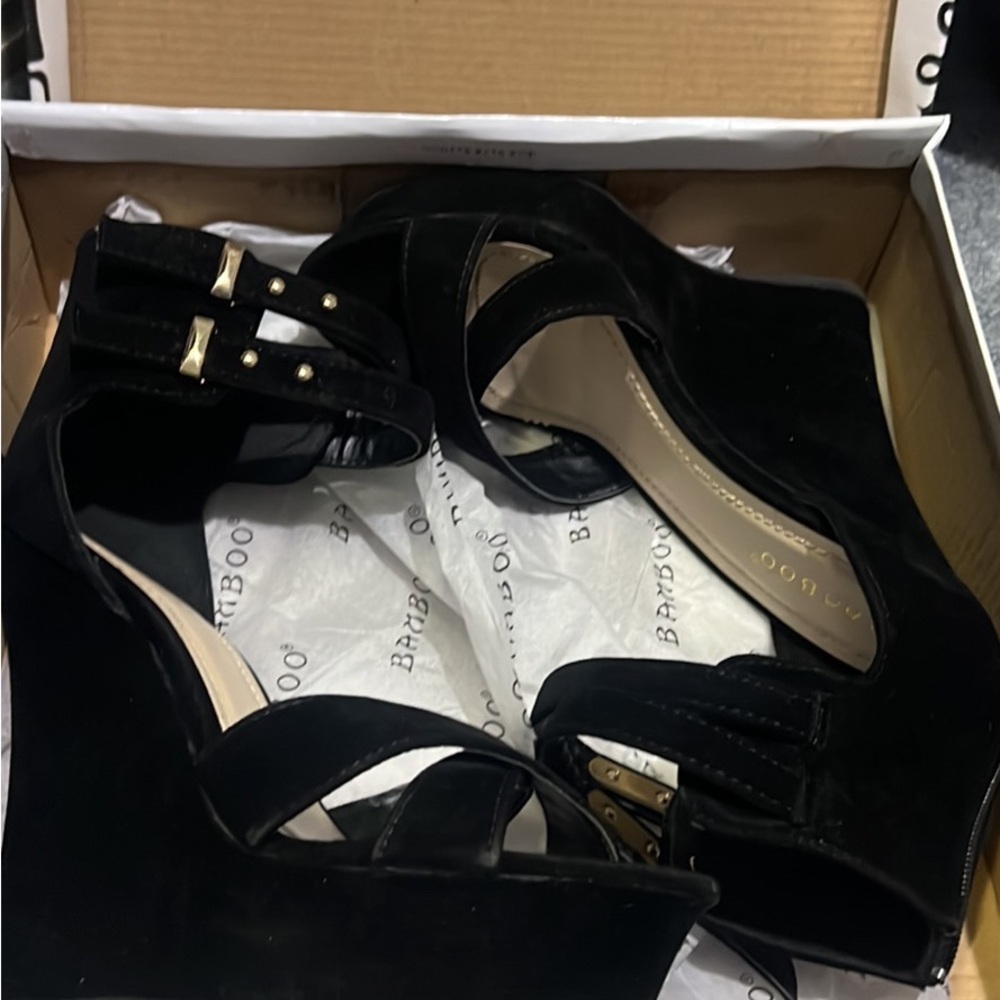 Bamboo Women's Black Wedge Sandals